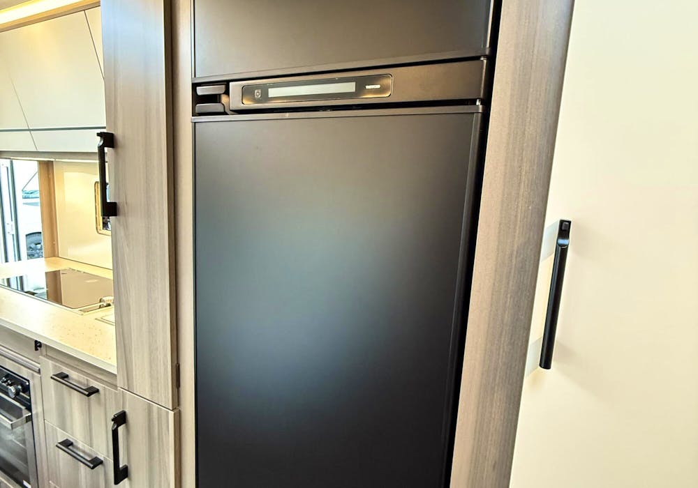 KABE Estate 600 GDL KING SIZE#21 KABE Estate 600 GDL KING SIZE#21