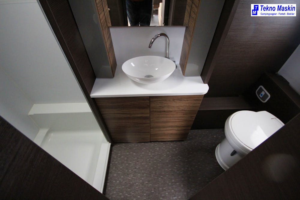 Adria 663 HT#11