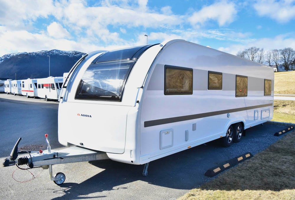 Adria ALPINA 763 UK PERFEKT FASTPLASSVOGN I Kampanje: Trippel Deal!#33