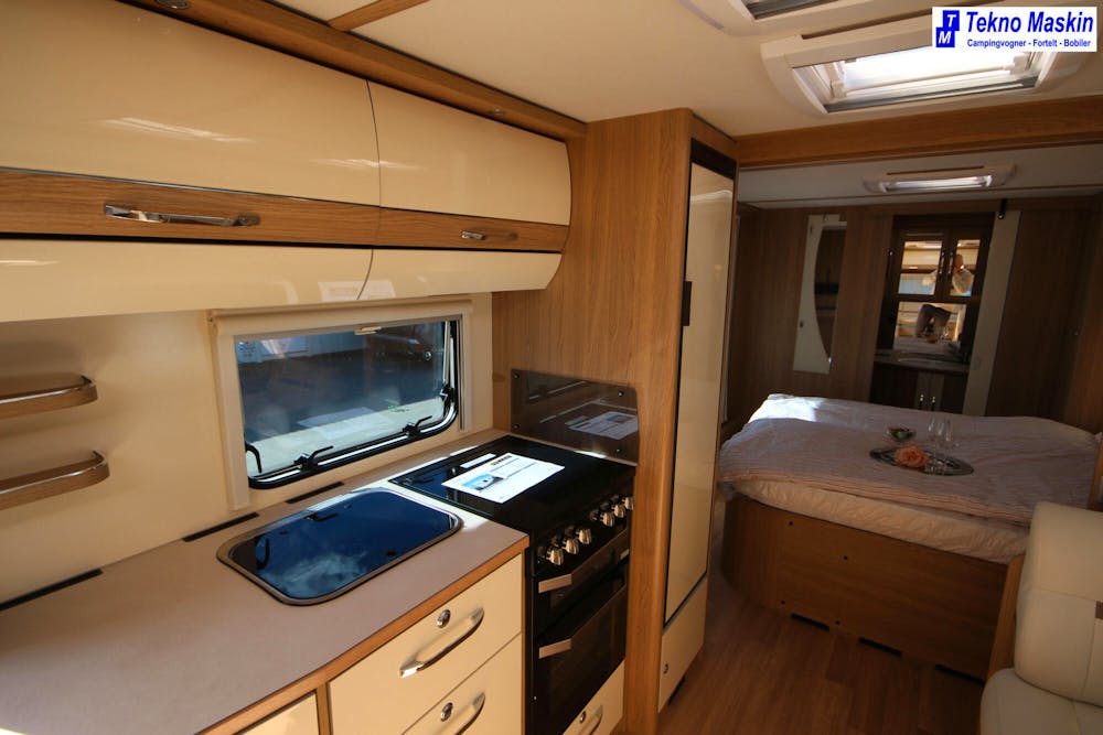 LMC VIP 685 Qeen Seng og Bad Bakerst - Alde Varme#22