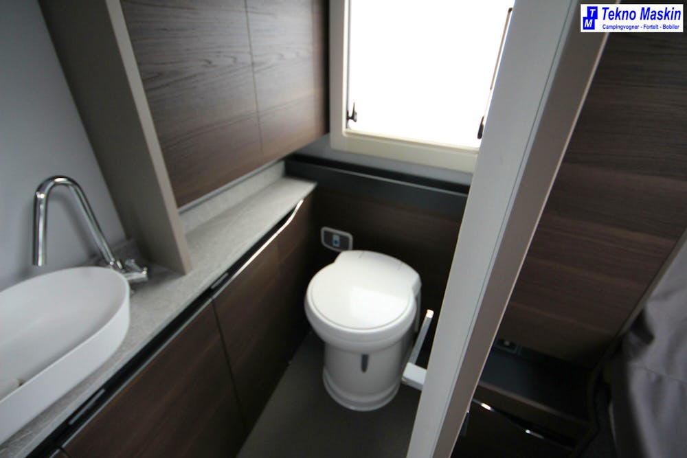 Adria Alpina 663 HT Alde - Alde gulv varme#20