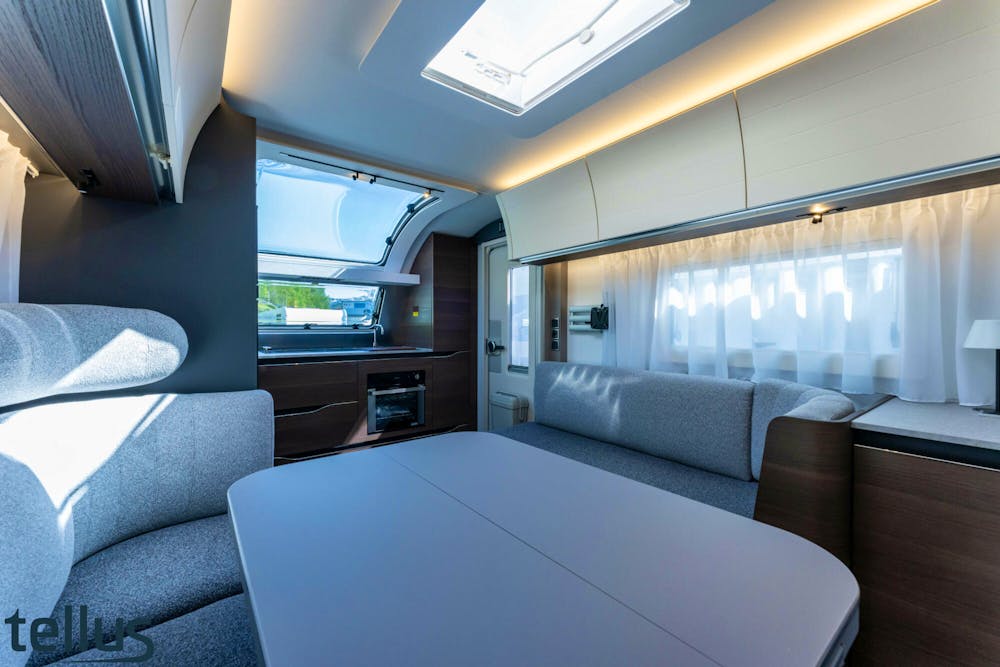 Adria Alpina 753 HK#16