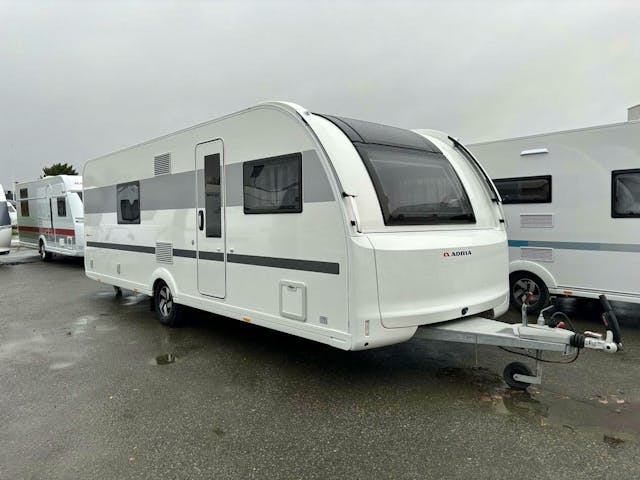 Adria Alpina 663 UK