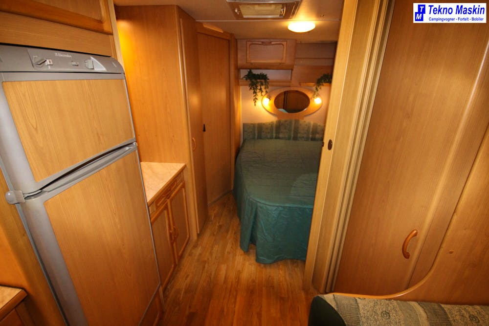 KABE ROYAL 780 GXL K.S.#12
