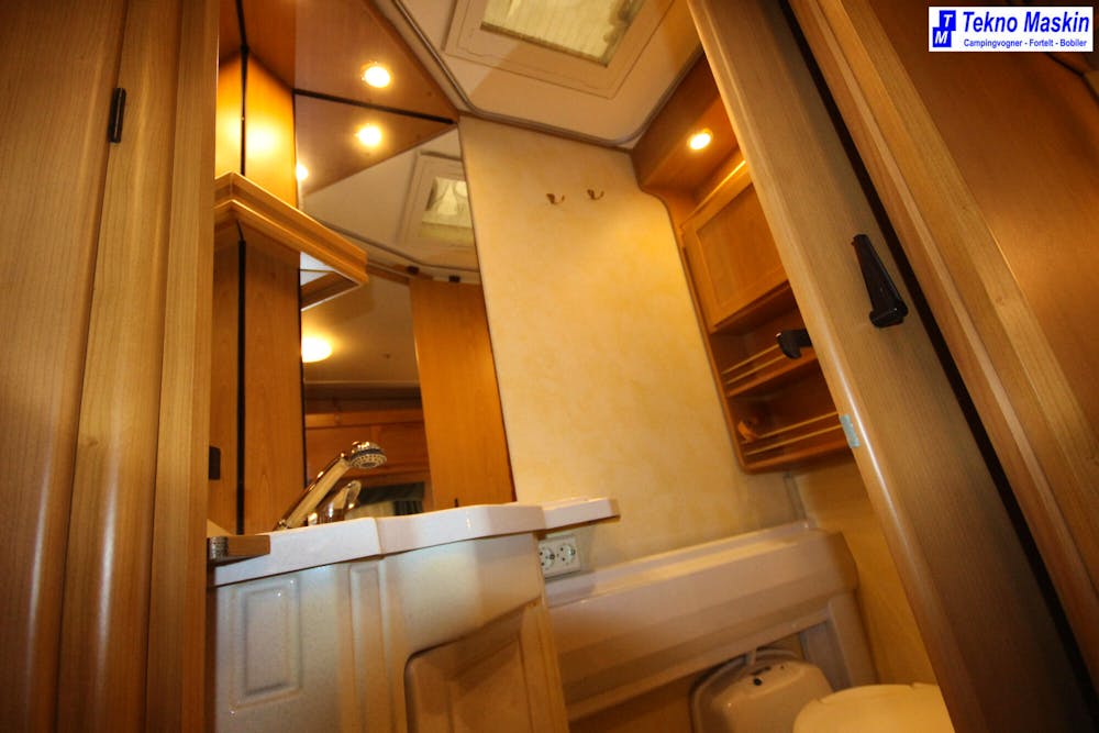 KABE ROYAL 780 GXL K.S.#18