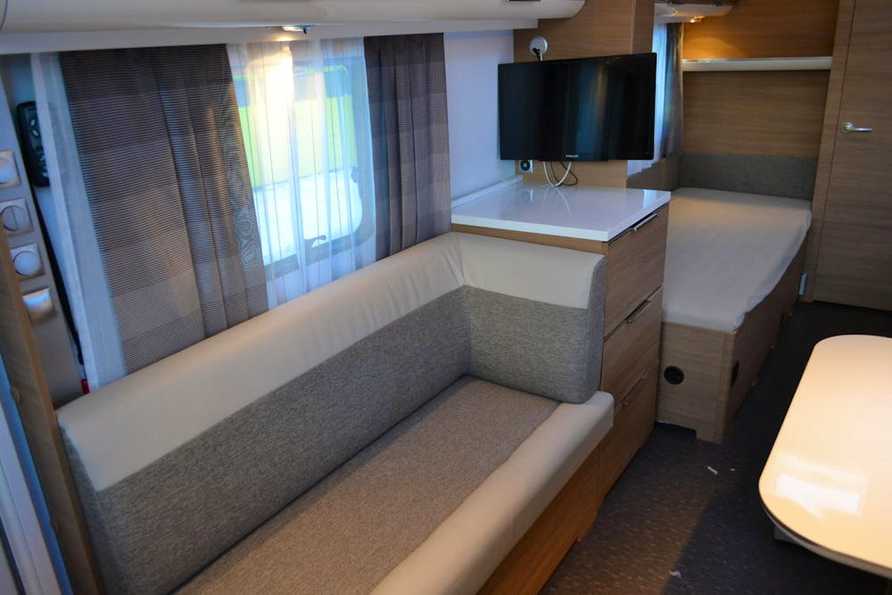 Adria Adora HT613#27