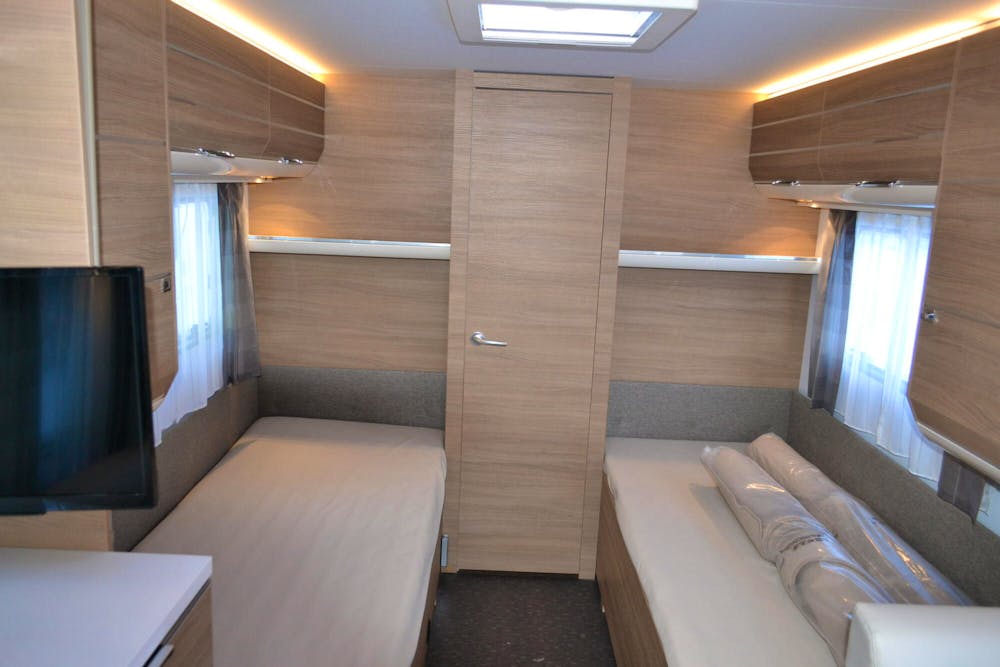 Adria Adora HT613#16