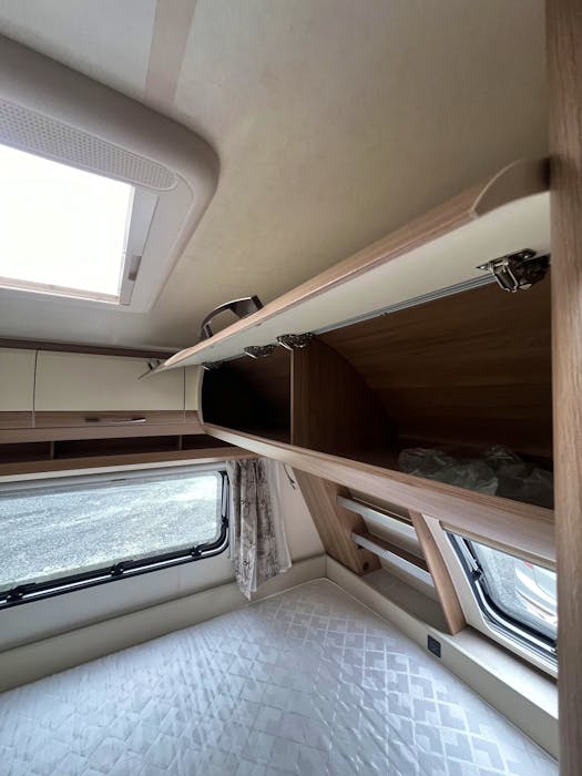 Hobby 560 KMFe De Luxe#17
