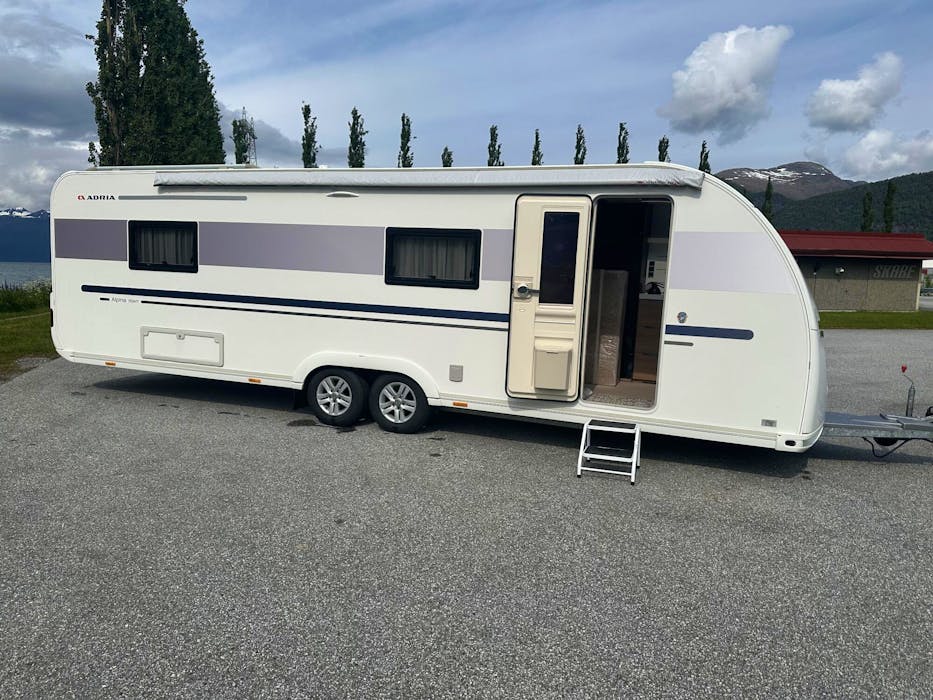 Adria Alpina 753 HK#1