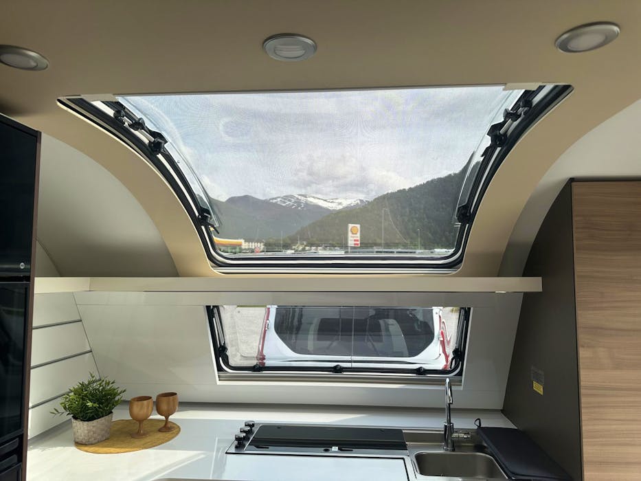 Adria Alpina 753 HK#8