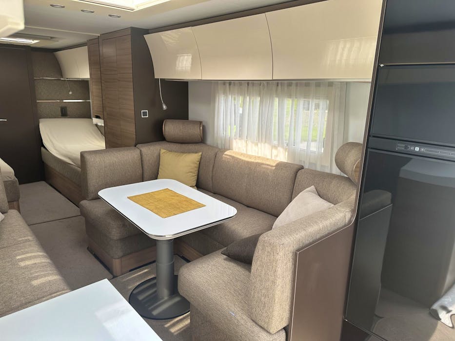 Adria Alpina 753 HK#16