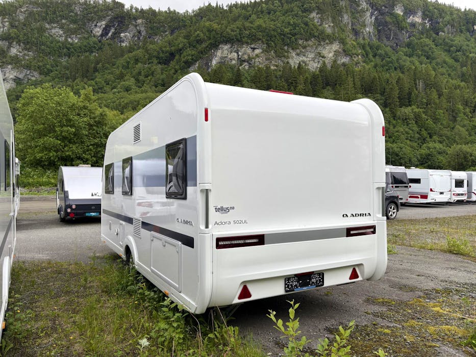 Adria Adora 502 UL 2 enkle senger / Flott sittegruppe i front / ALDE#2