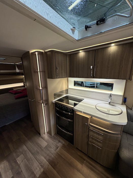 KABE ROYAL 600 GLE KS#11