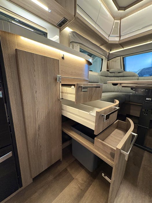 KABE ROYAL 600 GLE KS#23