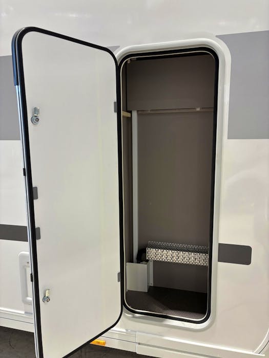 Adria Alpina 753 HK#5