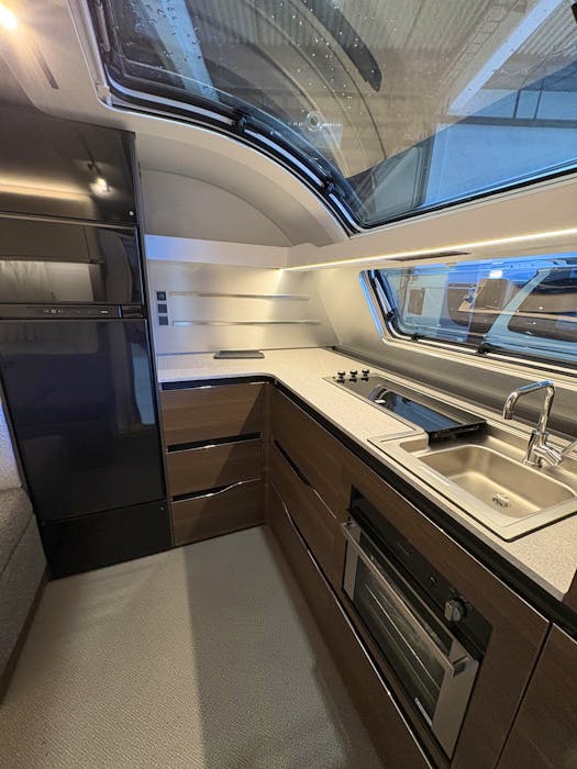 Adria Alpina 753 HK#6