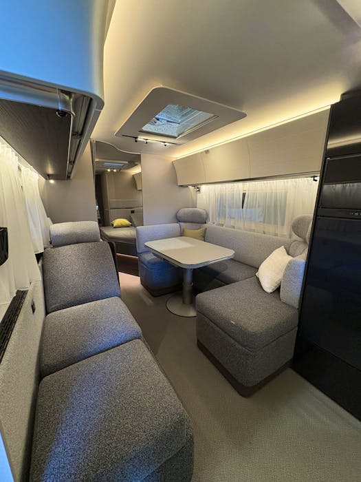 Adria Alpina 753 HK#7