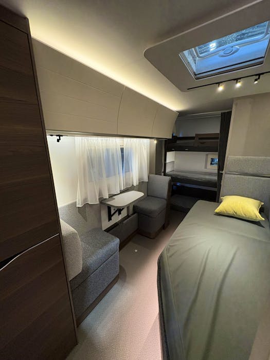 Adria Alpina 753 HK#10