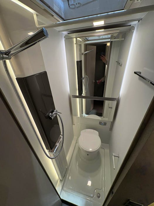 Adria Alpina 753 HK#12