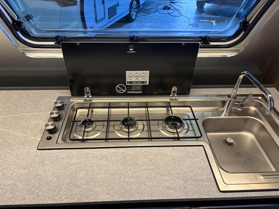 Adria Alpina 753 HK#18