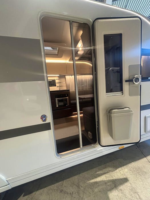 Adria Alpina 663 UK#5