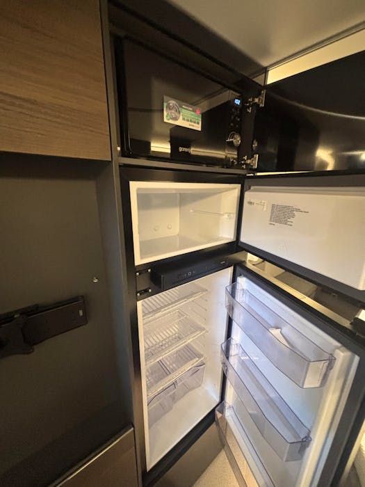 Adria Alpina 663 UK#13
