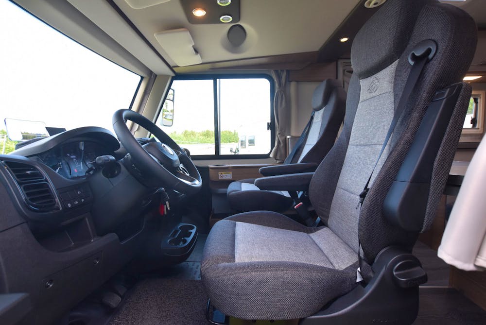Knaus VAN I 650 MEG#35