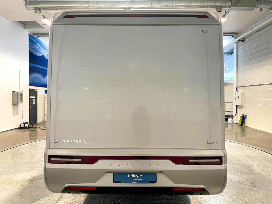 Adria Coral Supreme 670 SL - Fiat 6D 2,3 160HP 44H#8