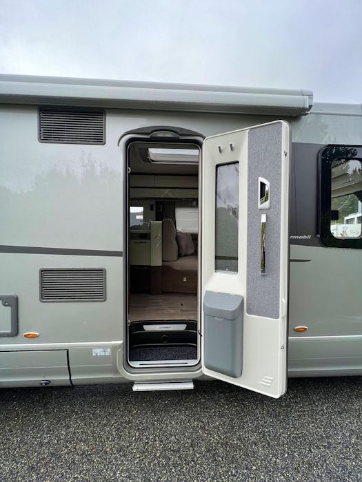 Hymer B-ML I 890#11