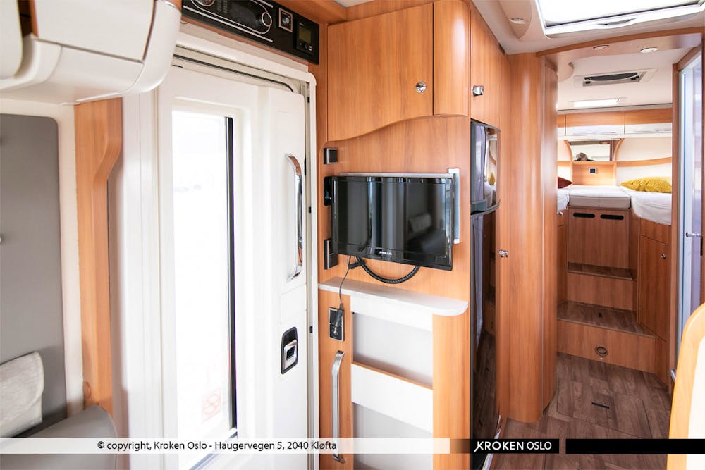 Hymer B 678 DL#48