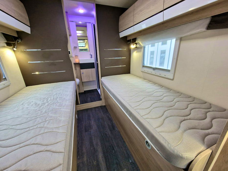 Challenger 357 SPECIAL EDITION#19