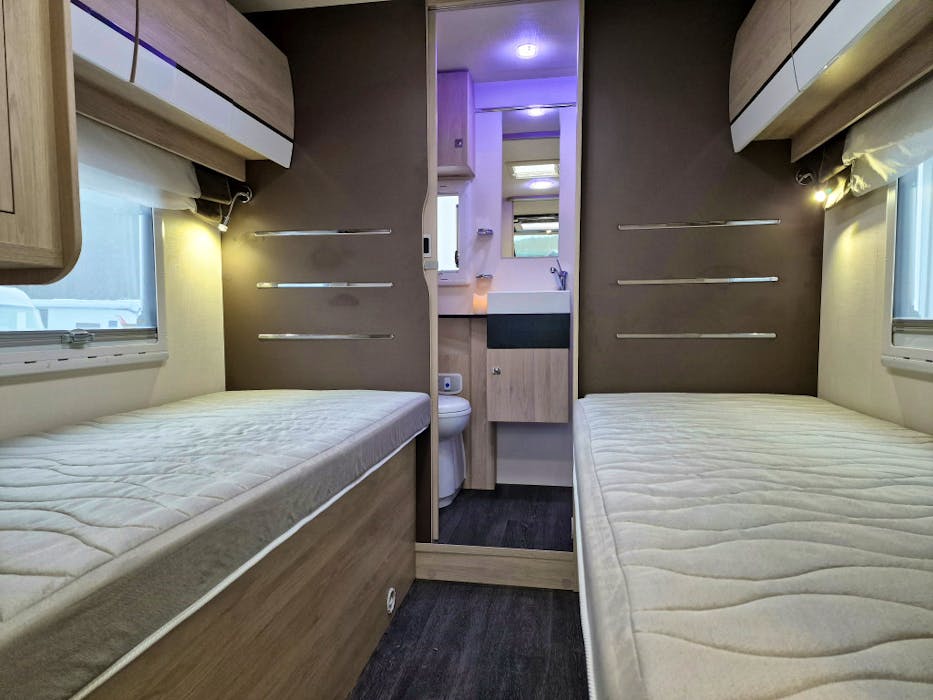 Challenger 357 SPECIAL EDITION#20