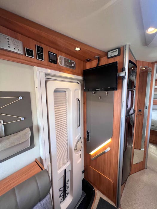 Hymer  B698#34