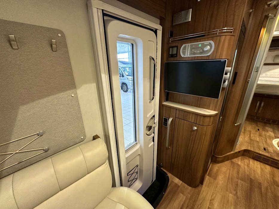 Hymer MLI 630 Automat 163HK Bakhjulsdrift Alde Godt utstyrt!#17