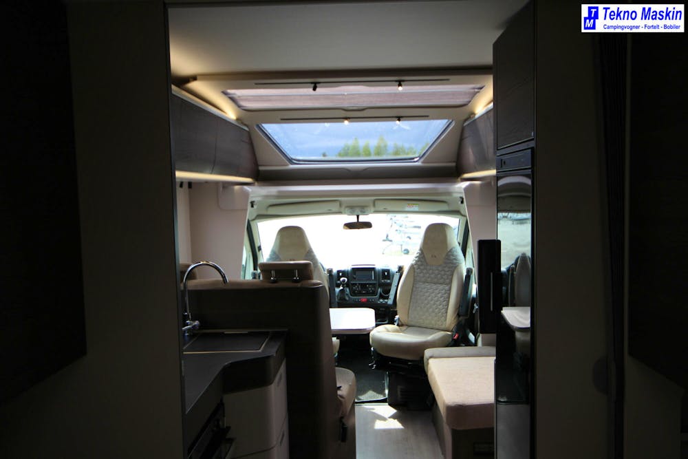 Adria CORAL Supreme 670 SLT-Alde -9 trinns Aut-Solcelle#19