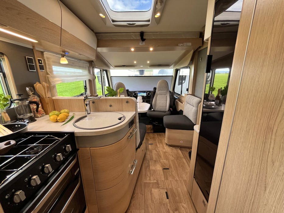 Hymer BMC-I 690 2,2L / 170HK | AUTOMAT | ALDE | NAVI | QUEENBED#47