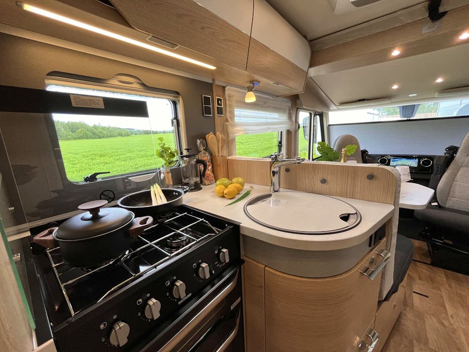 Hymer BMC-I 690 2,2L / 170HK | AUTOMAT | ALDE | NAVI | QUEENBED#49