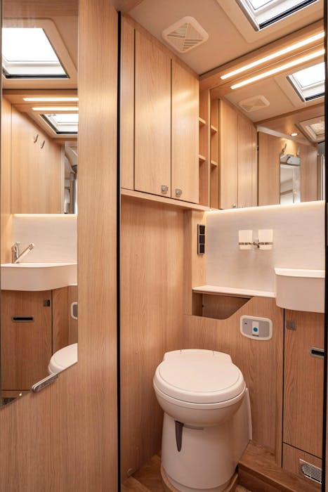 Hymer B690MC#36