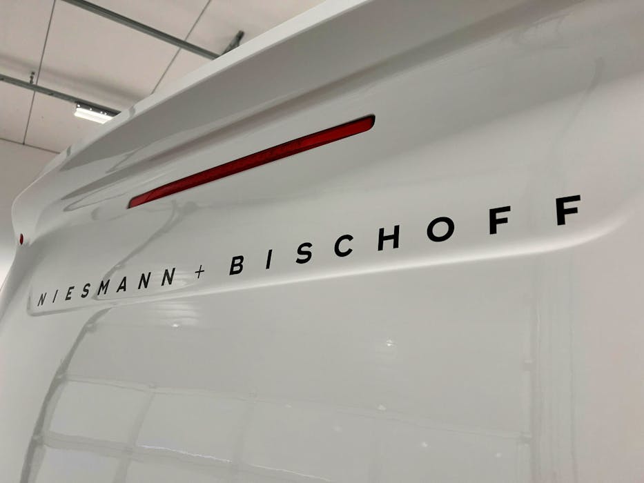 Niesmann+Bischoff Smove 7.4 E 2,3/150 hk aut#12