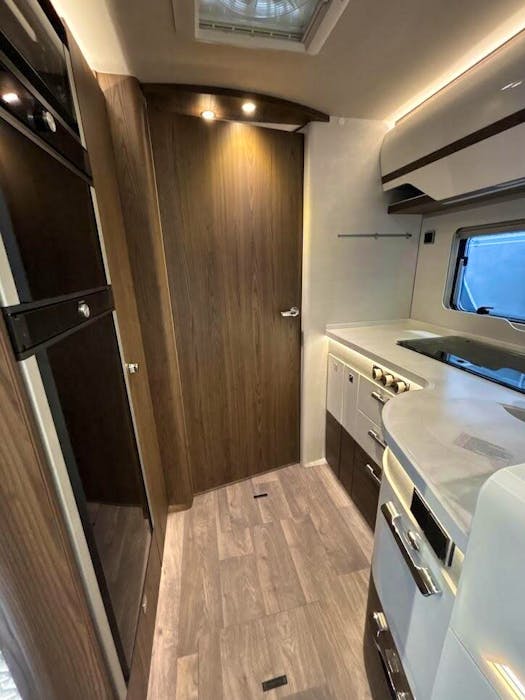 Hymer B880ML#22