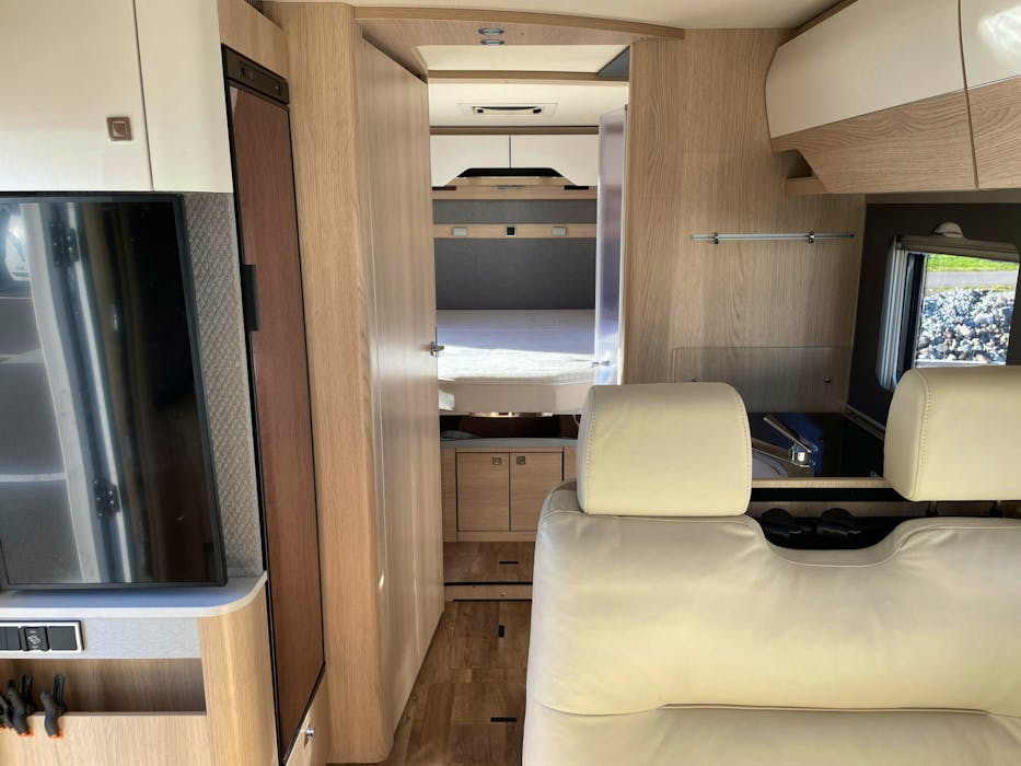 Hymer B690#8