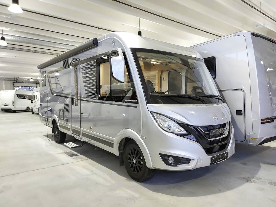 Hymer BMC I 680 Blackline#0