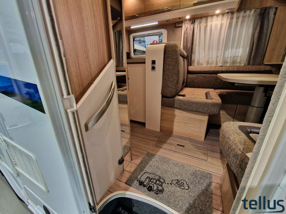 Knaus Sky I plus700 LX#19