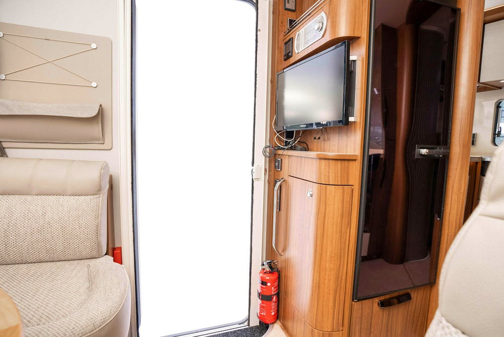 Hymer B 704 PL#35