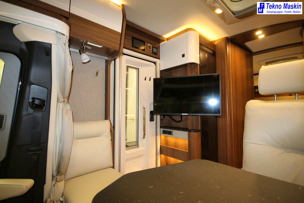 Hymer BMC-T690 170 HK-Qeenbed-Alde#5