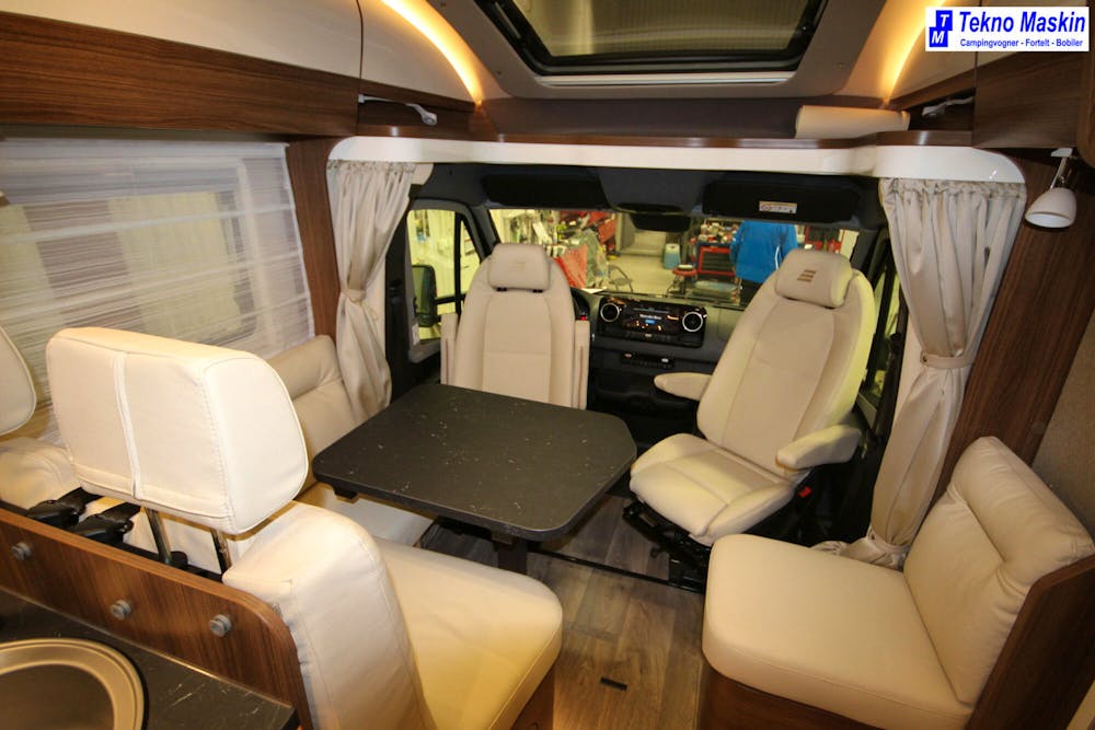 Hymer BMC-T690 170 HK-Qeenbed-Alde#13