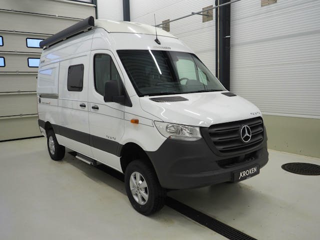 Hymer 600 Grand Canyon S m. Popup tak - 4x4 - MB 190HK m.m.