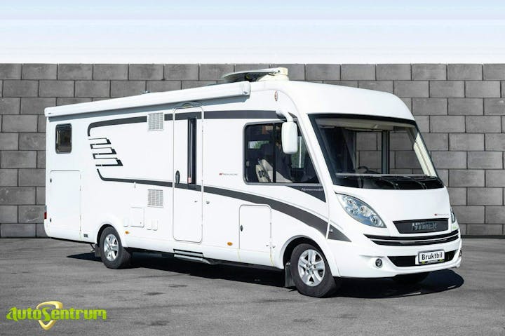 Hymer B 704 PL