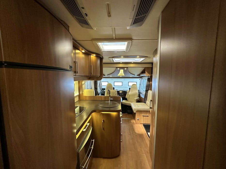KABE Kabe Travel Master TM 810QB Automat 3,0Mjet 177HK#33