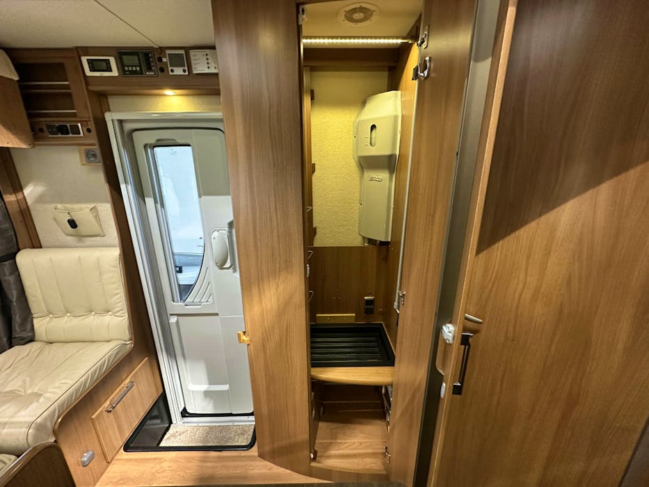 KABE Kabe Travel Master TM 810QB Automat 3,0Mjet 177HK#39